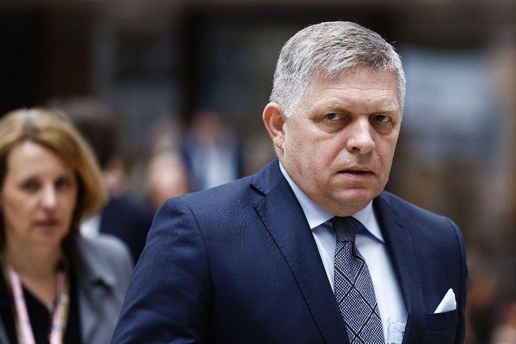 Le Premier ministre slovaque dans un état "très grave" au lendemain d'un attentat "politique"