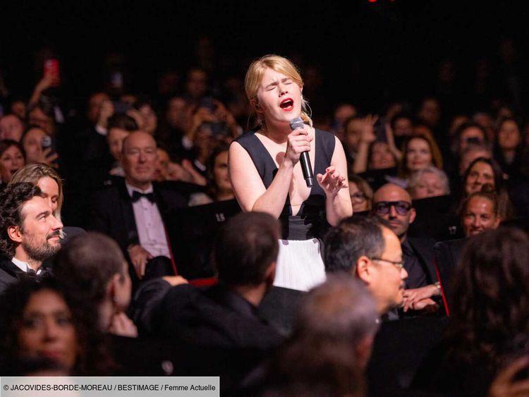 Cannes 2024 : la prestation de Zaho de Sagazan enflamme la Croisette, la présidente du jury Greta Gerwig émue aux larmes