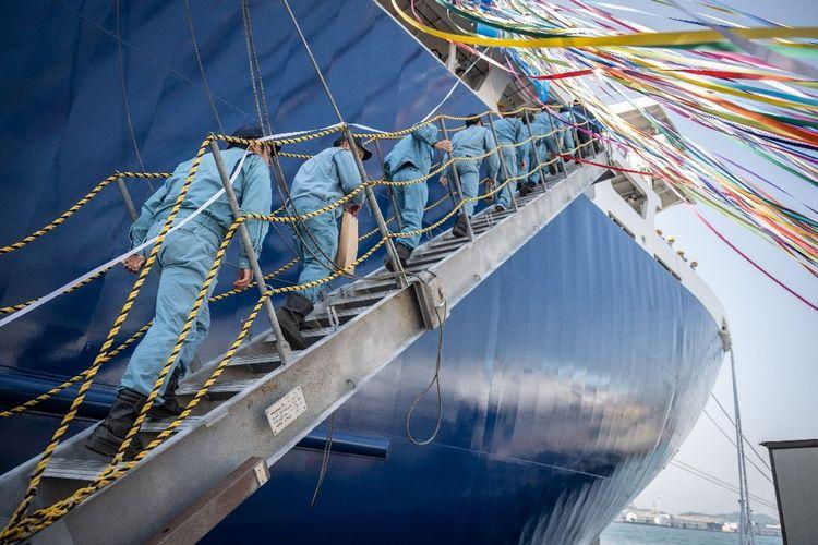 Le nouveau navire baleinier japonais débute sa première campagne de chasse