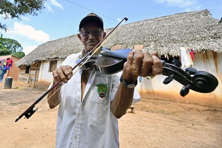 En Amazonie, le plus grand atelier de violons de Bolivie