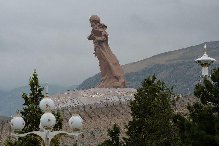 Le Turkménistan inaugure l'une des plus hautes statues au monde