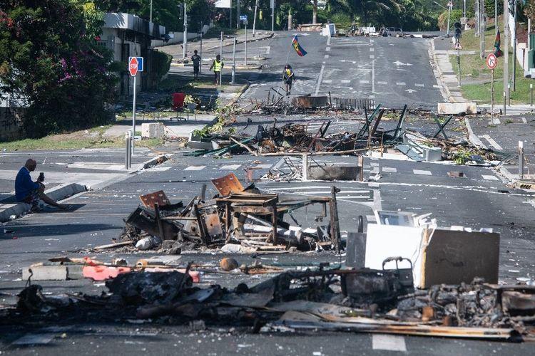 La Nouvelle-Calédonie "loin" de l'apaisement, six morts depuis le début des violences