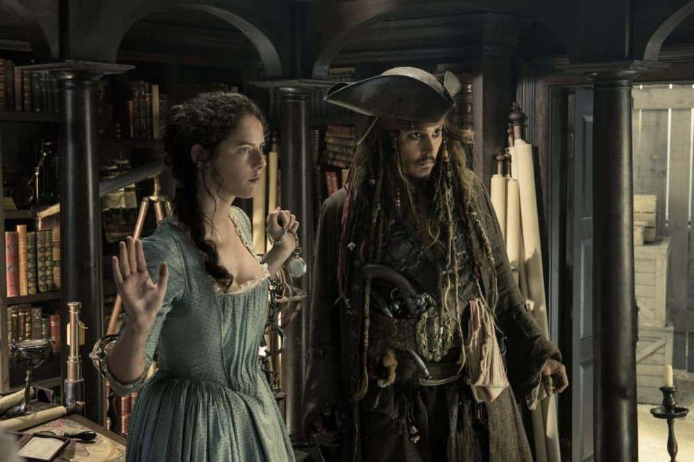 Pirates des Caraïbes 6 avec Johnny Depp pourrait concrétiser une blague géniale d’une sitcom vieille de 6 ans