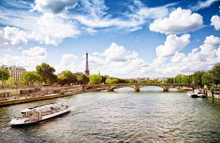 « Sous la Seine » : à quelques mois des JO de Paris, ce film Netflix risque de vous faire trembler