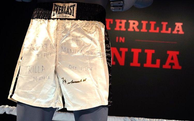Le short porté par Mohamed Ali lors du combat de légende "Thrilla in Manila" aux enchères