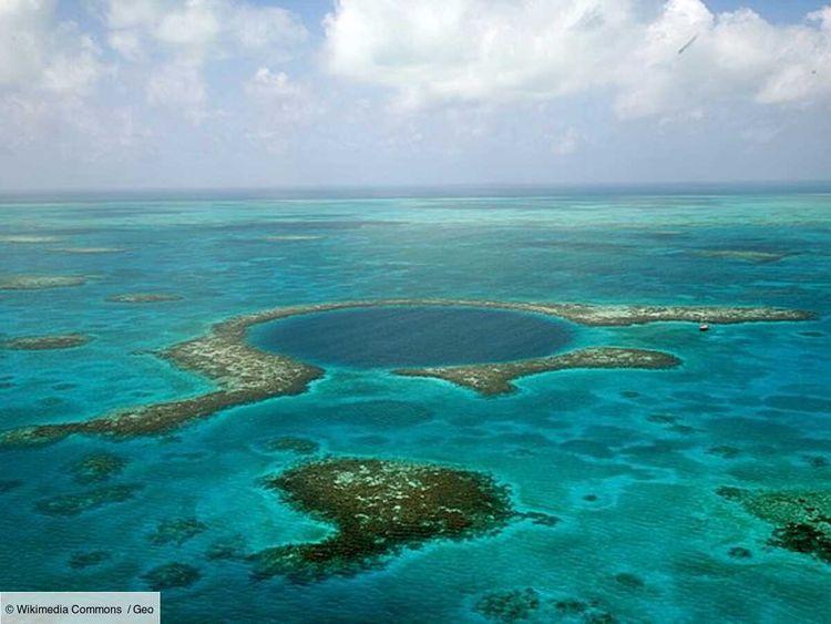 247 mètres pour le Taam Ja' : le "trou bleu" le plus profond du monde se trouve désormais au Mexique