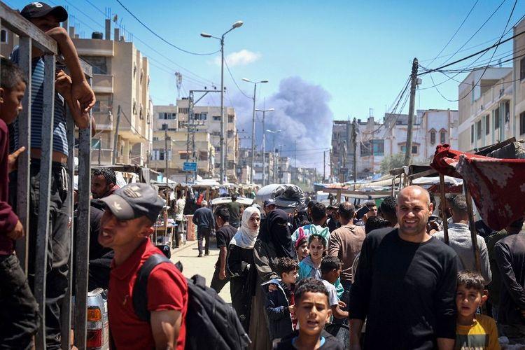 Gaza: Israël déploie des chars à Rafah, négociations sur une trêve au Caire