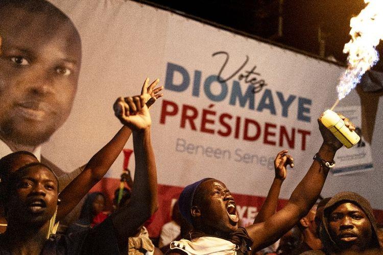 Sénégal: la prise du pouvoir approche pour l'opposant antisystème Diomaye Faye