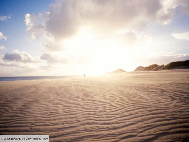 Les dunes côtières reculent sous le triple assaut de la montée des eaux, des vagues et du vent