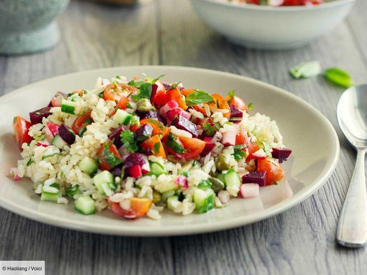 Salade de riz : 3 recettes fraîches et équilibrées pour débuter le repas sainement