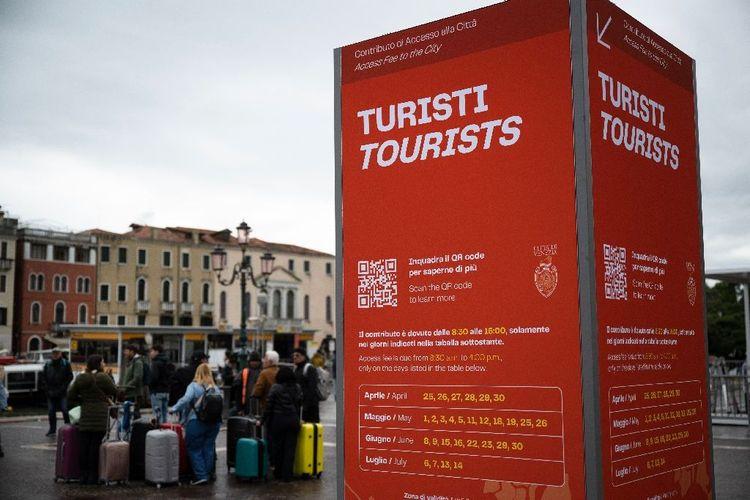 Surtourisme: 5 euros pour entrer à Venise, des habitants protestent