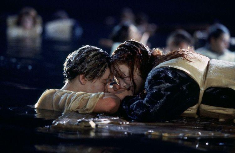 La célèbre planche du film « Titanic » vendue aux enchères (pour une coquette somme)
