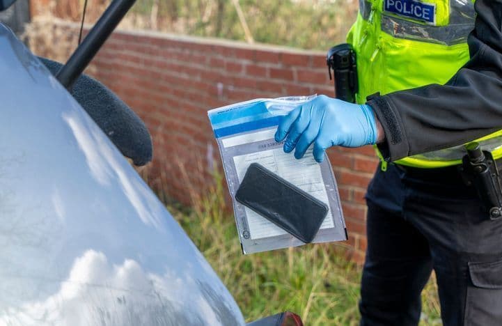 Au Royaume-Uni, des méthodes policières concernant les femmes victimes de fausses couches choquent