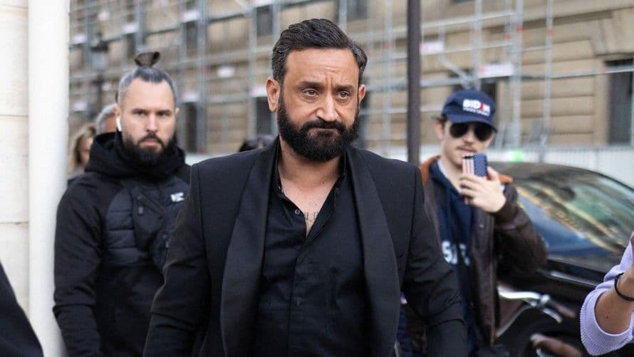 "Larbin", Cyril Hanouna appelle à l’apaisement avec Louis Boyard, l’ancien chroniqueur lui répond de manière violente