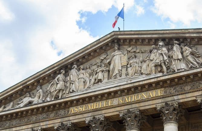 Fin de vie : comment la loi débattue au Parlement va changer la donne