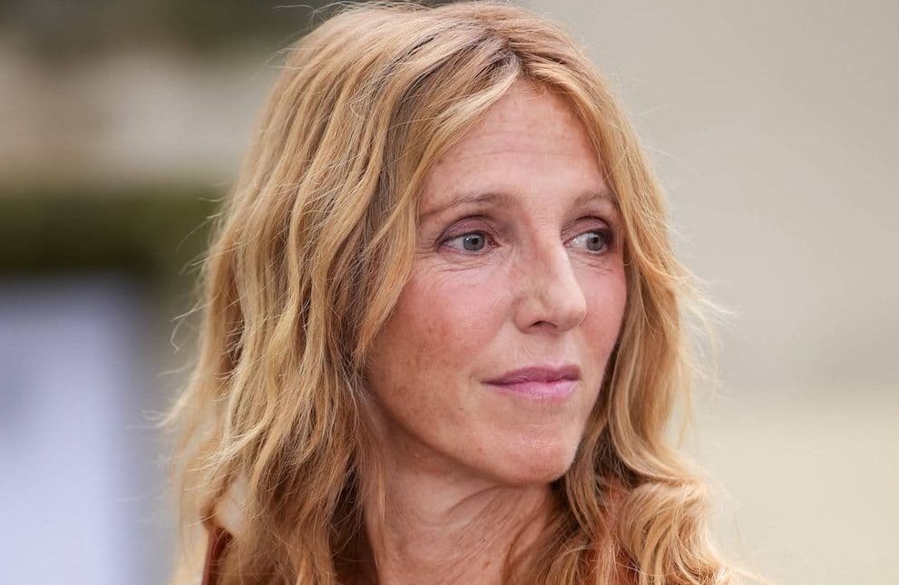 Sandrine Kiberlain dans le podcast Les Vagues : « Le succès m’a sauvée d’un manque »