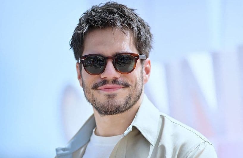 Pierre Niney et François Civil se retrouvent en couverture de « L’Équipe »
