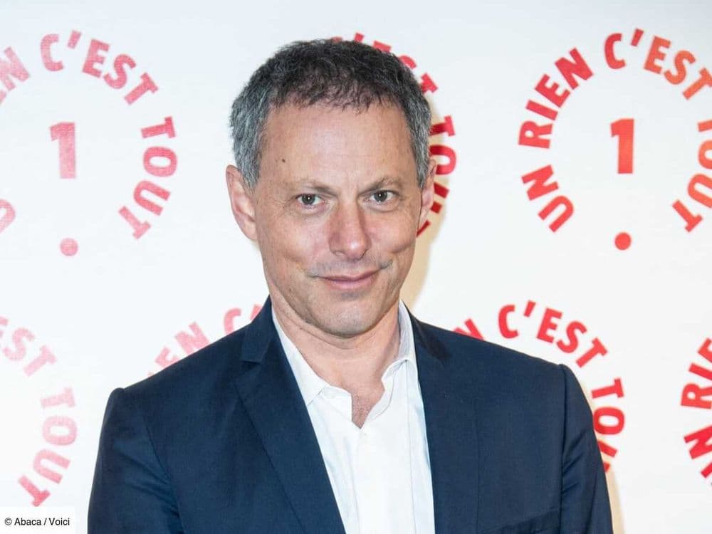 « Je ne voulais pas témoigner mais… » : Marc-Olivier Fogiel évoque son souvenir d’Alain Delon