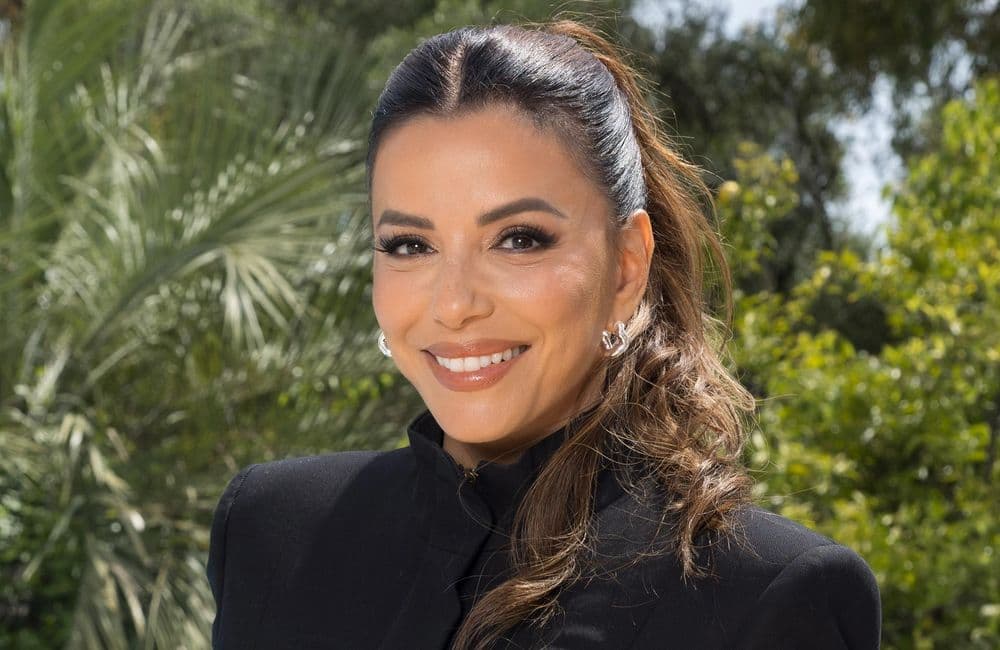 Ces 4 coiffures ultra simples qui transforment vos bijoux en accessoires stars