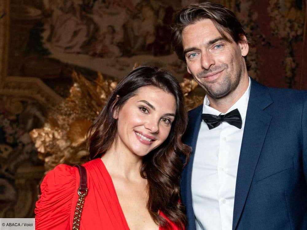 "Ça ne s'arrange pas " : Alice Detollenaere, la compagne de Camille Lacourt victime d'une inquiétante et impressionnante infection