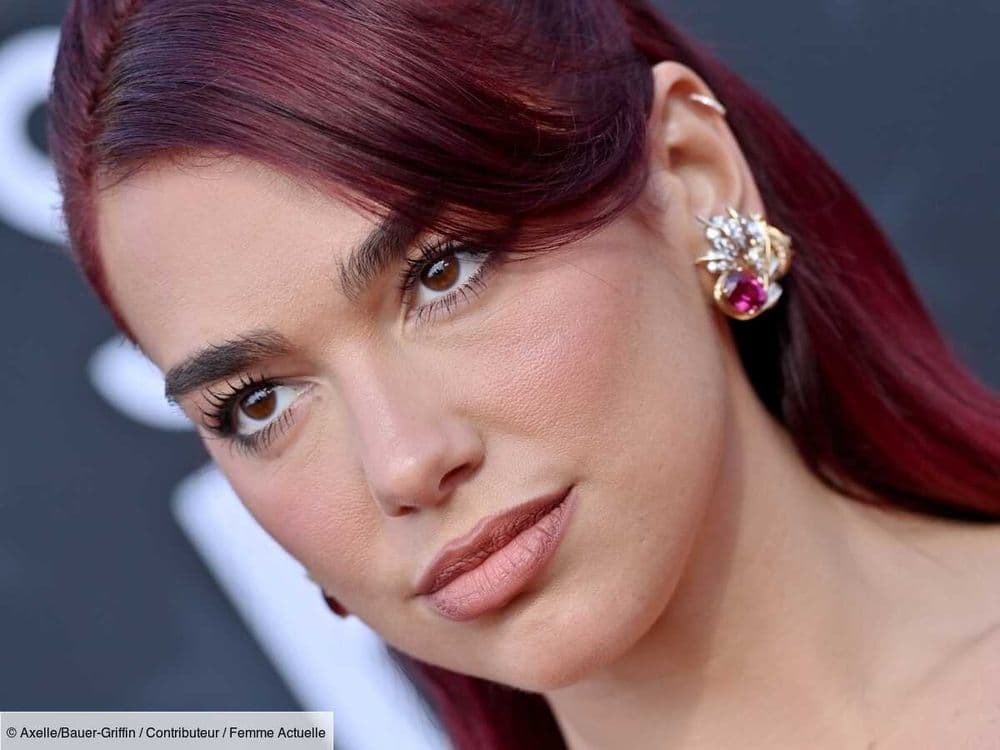 Comment retirer une coloration rouge sur les cheveux ? Un coiffeur répond