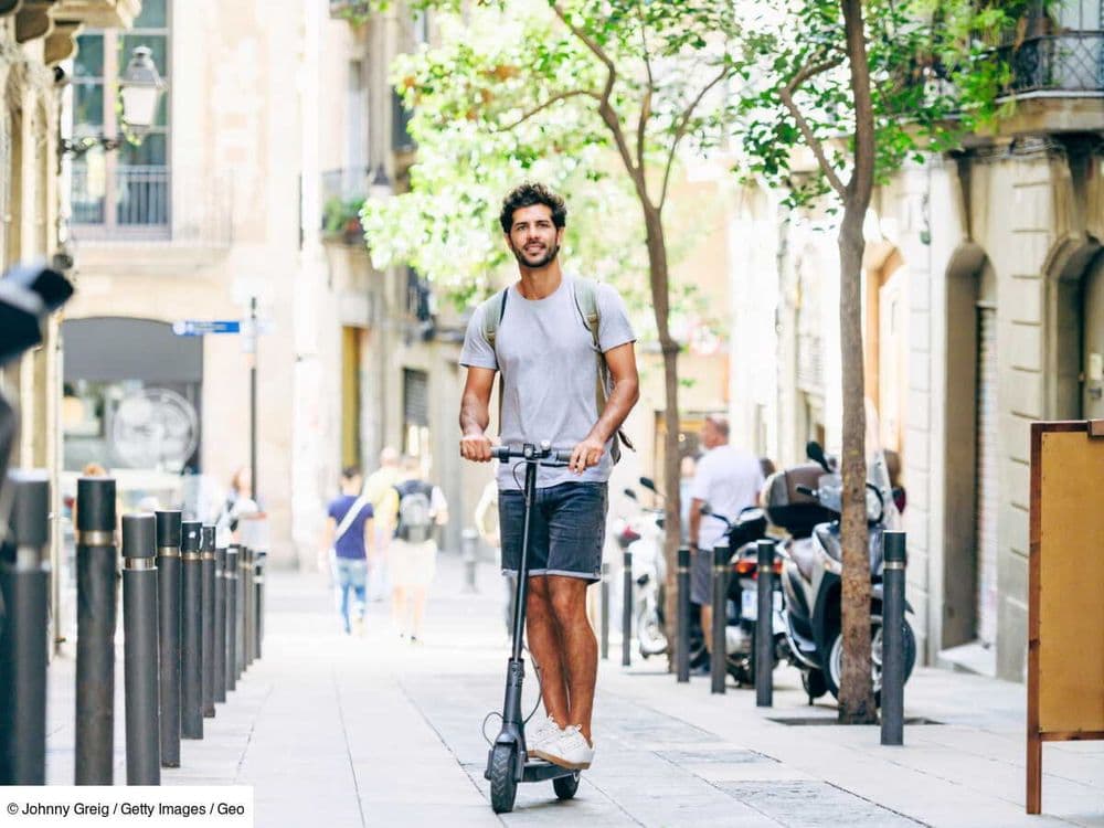 Jusqu'à 500 euros d'amende: Barcelone frappe fort contre les trottinettes électriques et les incivilités