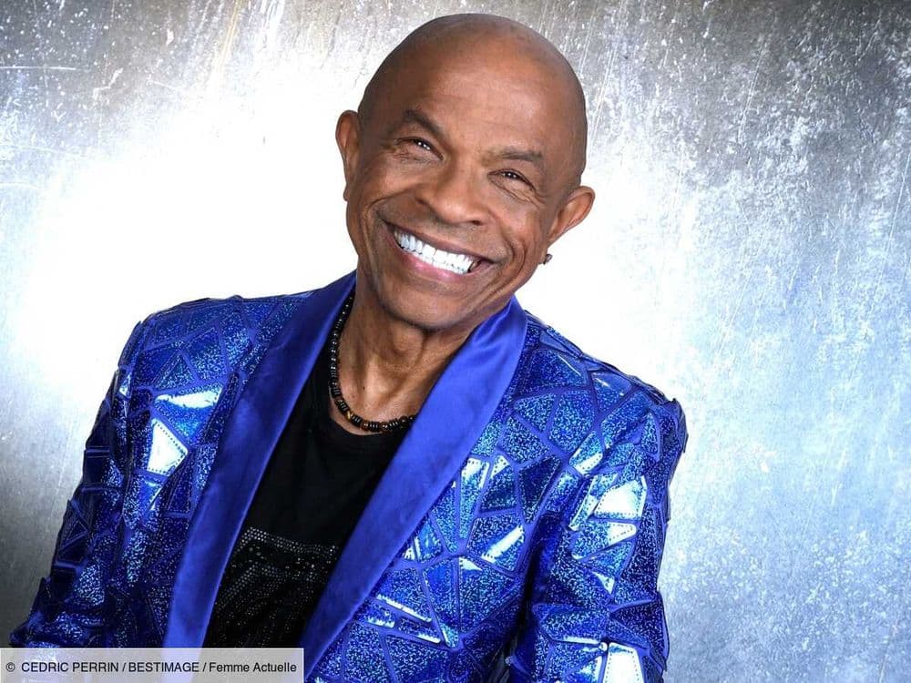 Francky Vincent amoureux : le chanteur de 68 ans a épousé Aziza, de 21 ans sa cadette