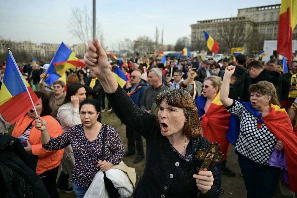 Présidentielle en Roumanie: fin de partie pour le candidat d'extrême droite Georgescu