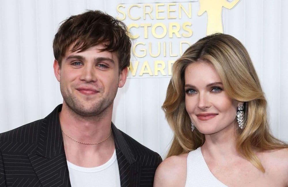 Leo Woodall de « Bridget Jones » : ses rares confidences sur son couple avec l’actrice Meghann Fahy