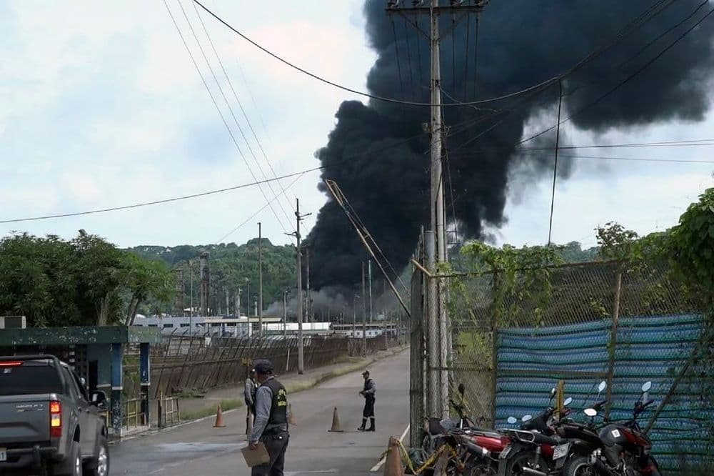 Equateur: un incendie met à l'arrêt la plus grande raffinerie du pays
