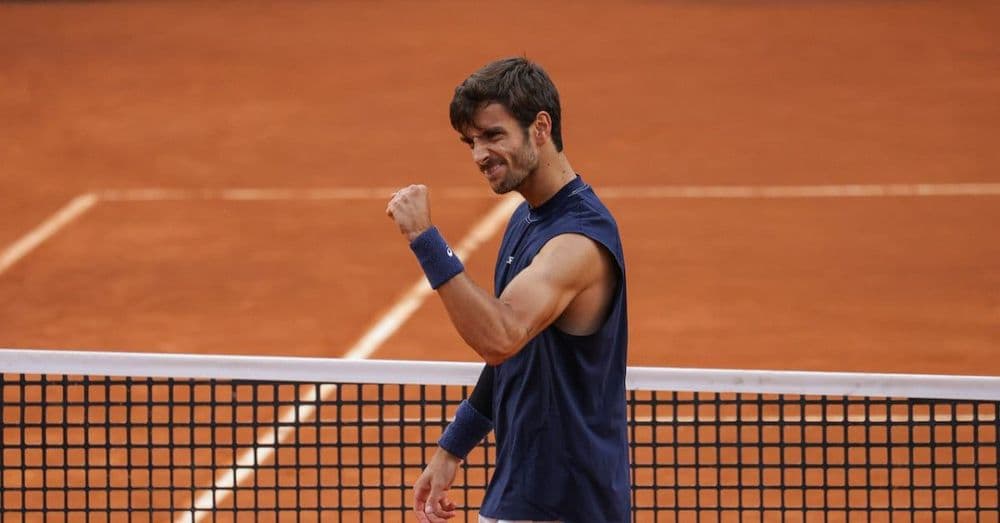 Rome: Musetti rejoint Alcaraz en demi-finale