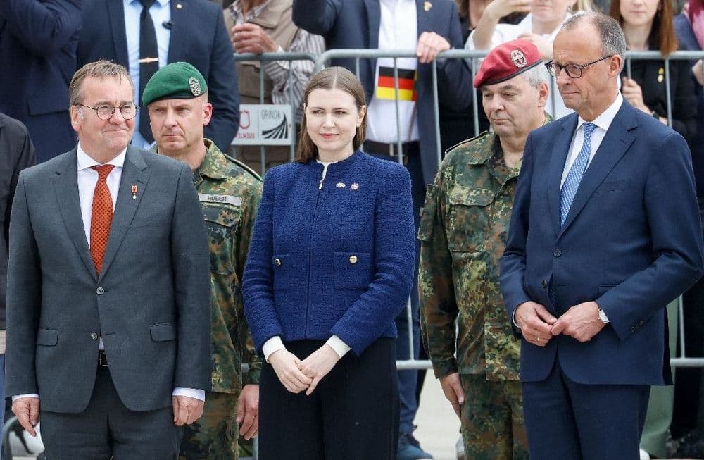 En Lituanie, le chancelier allemand accuse la Russie de menacer "la sécurité en Europe"