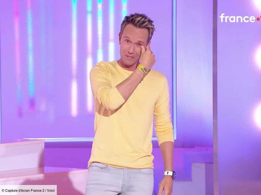 Vous m'avez fait pleurer'" : pourquoi Cyril Féraud a-t-il été en larmes dans Tout le monde veut prendre sa place ? (ZAPTV)