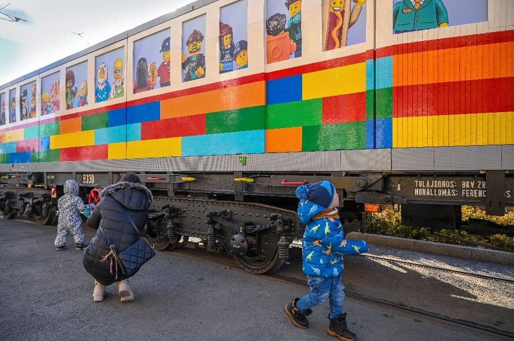 L'artiste hongrois des Lego qui voit les choses en grand