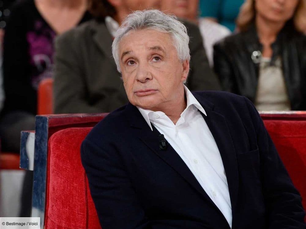 “Tu as la voix qui tombe” : la réprimande de Michel Sardou à Emmanuel Macron pendant un dîner à l’Elysée