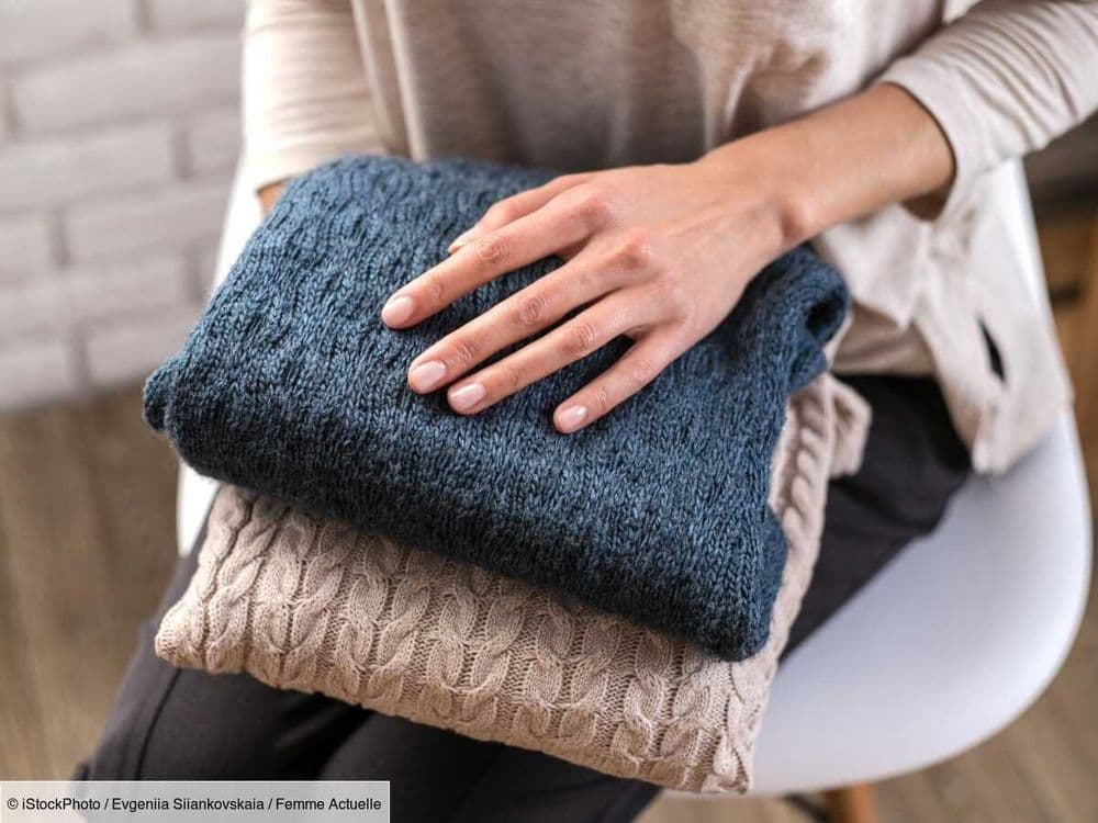 Marre des bouloches sur vos pulls en mohair et en angora ? Cet accessoire incontournable de la salle de bains va les faire disparaître en quelques secondes