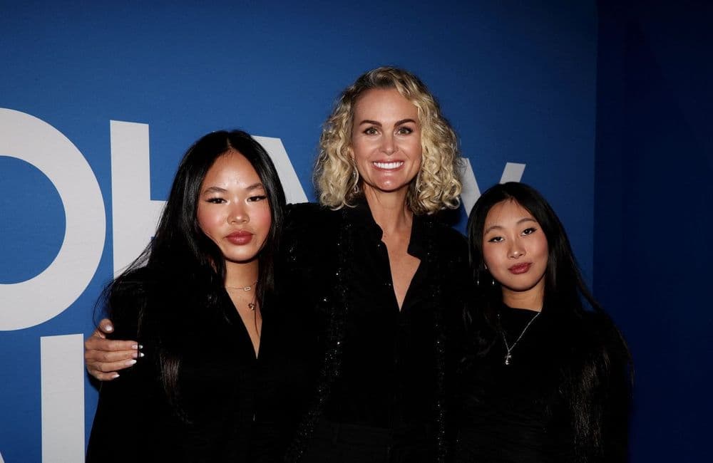 Laeticia Hallyday partage un tendre souvenir de Jade et Joy avant les incendies