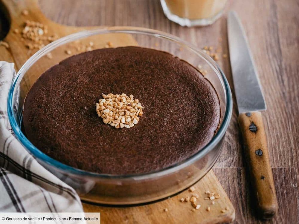 Moins sucré, sans beurre et riche en fibres : voici la recette du gâteau moelleux au chocolat version allégée