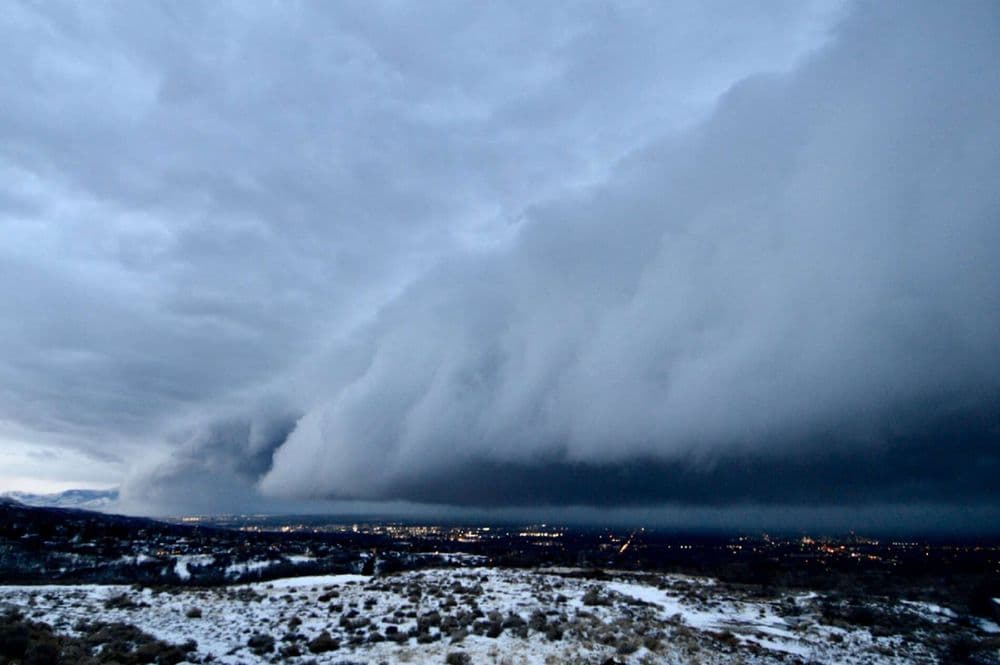 Phénomène météo extraordinaire : les « squalls » de neige, un mini-blizzard