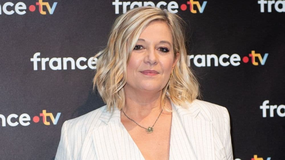Flavie Flament arrivée en retard, plateau de secours en urgence : que s’est-il vraiment passé à Télématin ?