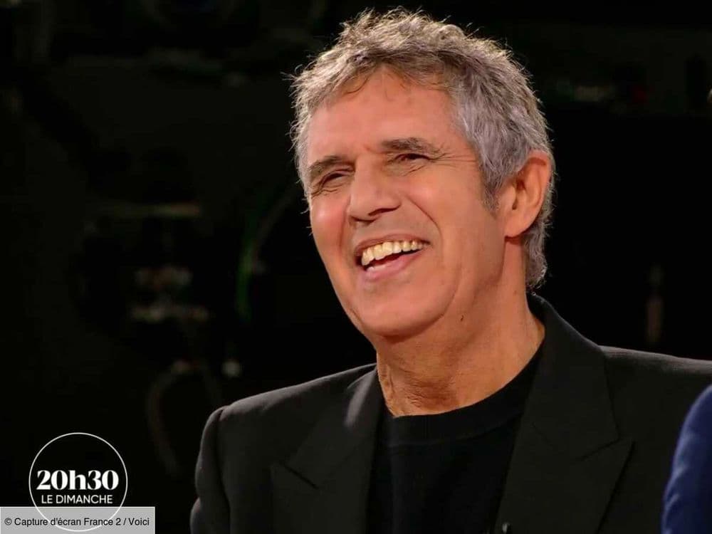 "T’as signé un papier un jour ?" : ce message de Florent Pagny auquel ne s'attendait pas du tout Julien Clerc dans 20h30 le dimanche (ZAPTV)