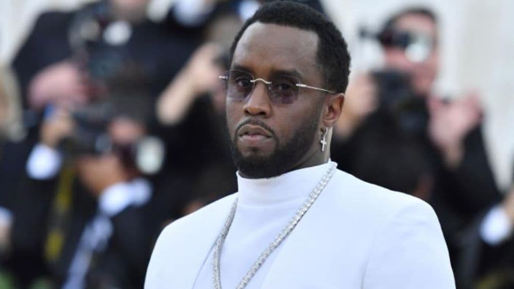 "Il a sorti son..." : l'ancienne assistante de P.Diddy fait des accusations écœurantes !