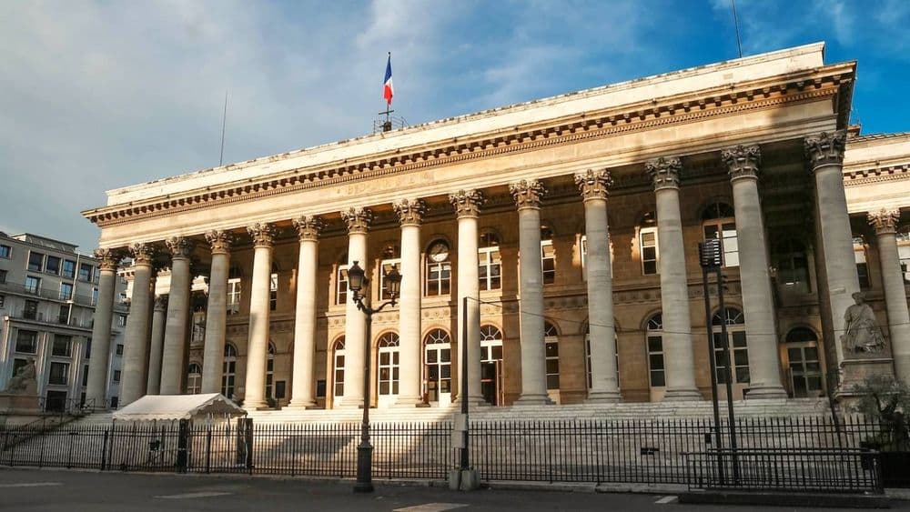 Placement : faut-il miser (gros) sur la Bourse de Paris et le CAC 40 en 2025 ?