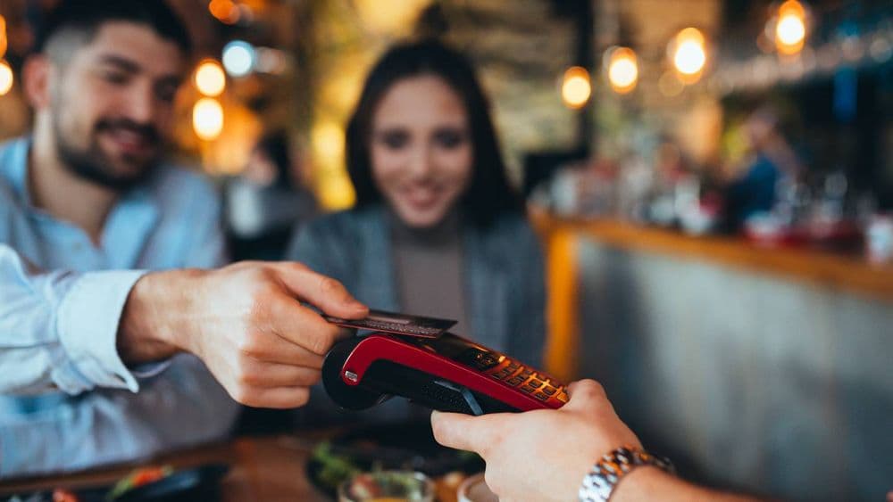 Carte bancaire : voici le mode d'emploi pour « payer français »