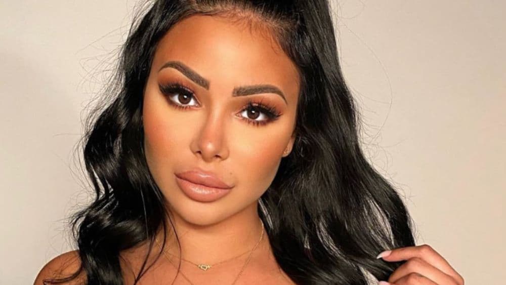 Maeva Ghennam : défigurée, elle fait une violente réaction allergique aux injections !