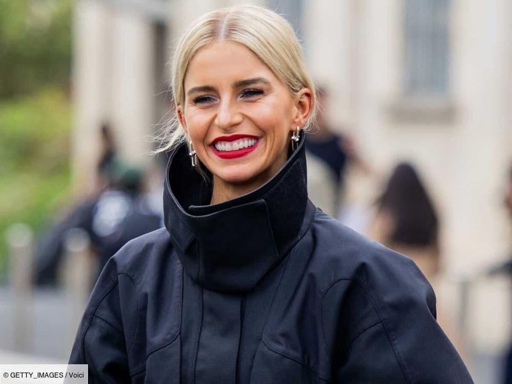 Tendances 2025 : au printemps, la jupe en satin change complètement de style et c'est canon