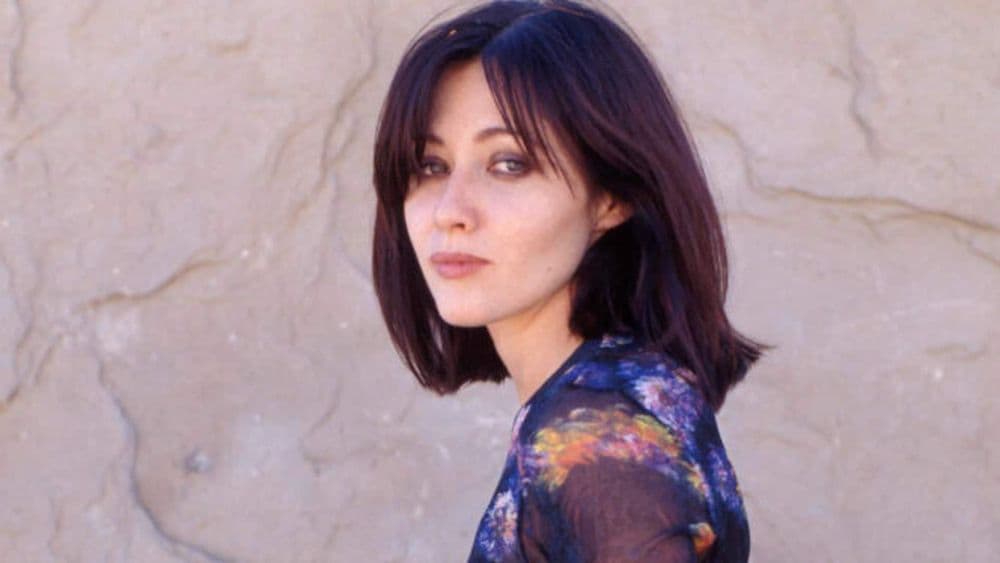 Mort de Shannen Doherty : "Juste pour les likes", les hommages de ces deux célèbres actrices accusés d’opportunisme, elles ne seront pas conviées aux funérailles !