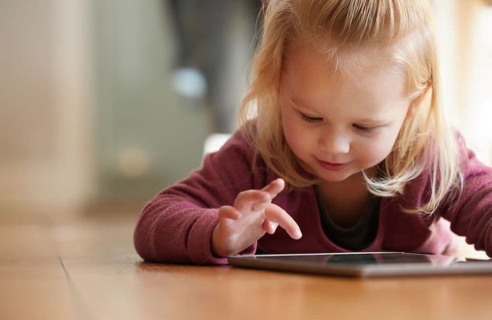 Les enfants de moins de 3 ans privés d’écran dès ce jeudi : quels lieux d’accueil sont concernés ?