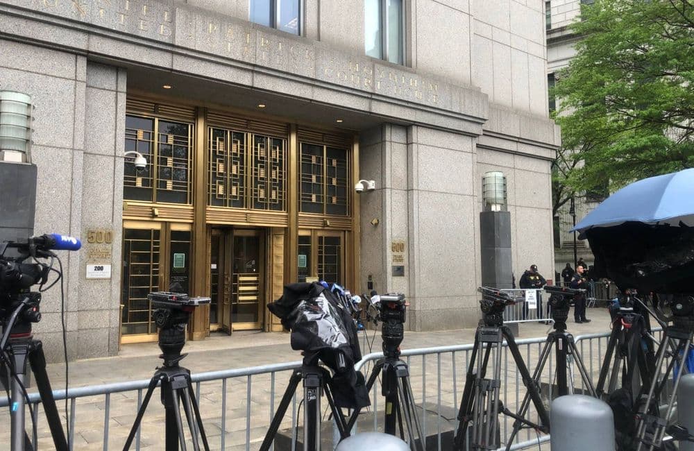 Au procès P. Diddy, une témoin raconte avoir été « suspendue dans le vide depuis le 17e étage »