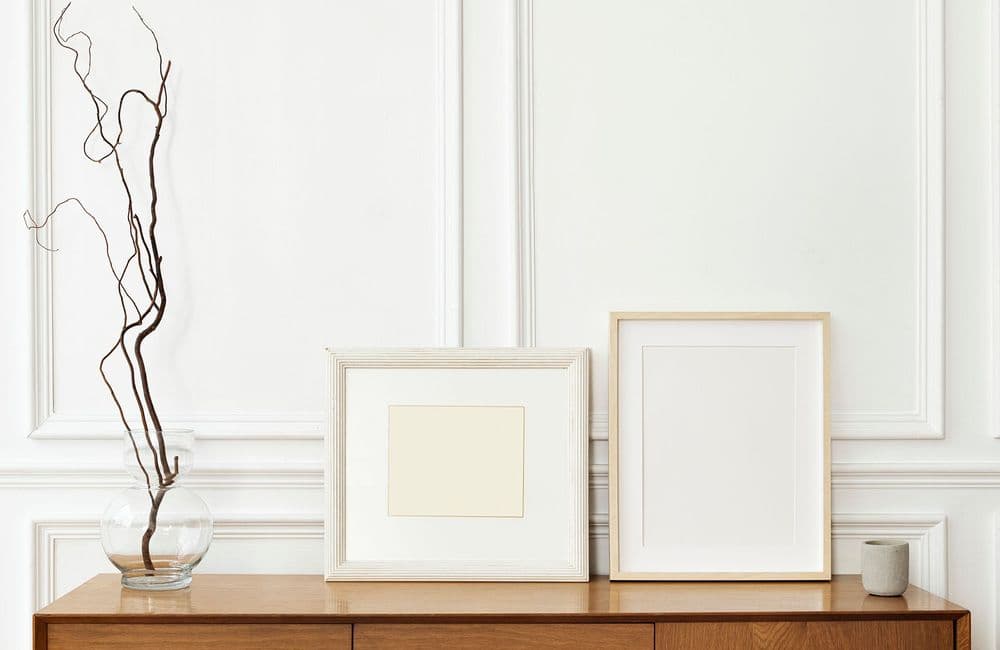 Exit les moulures, voici l’astuce géniale et originale pour sublimer un mur